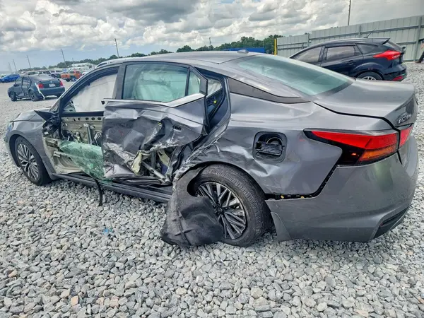 1N4BL4DV5RN424986 2024 NISSAN ALTIMA - Image 2