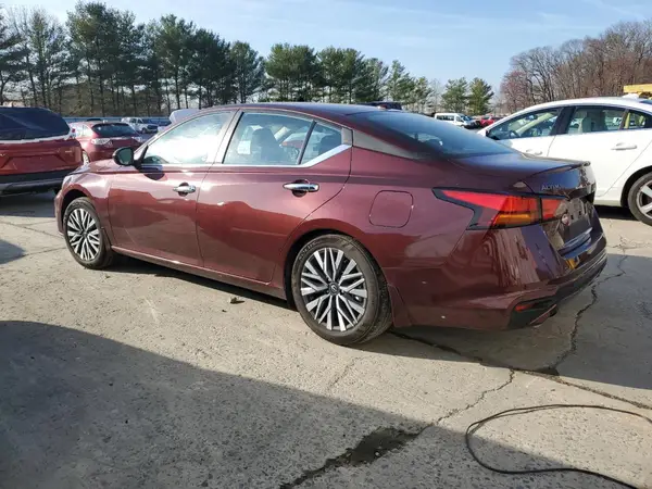 1N4BL4DV5RN427869 2024 NISSAN ALTIMA - Image 2