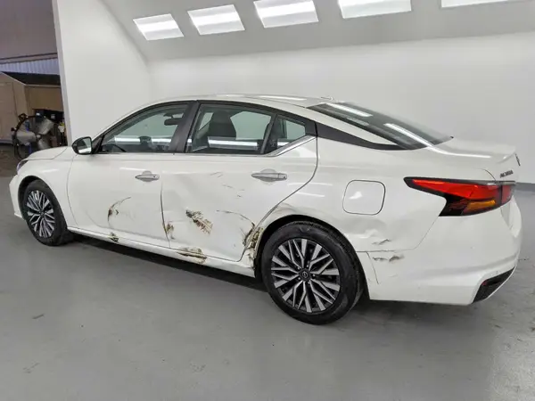 1N4BL4DV5RN433218 2024 NISSAN ALTIMA - Image 2