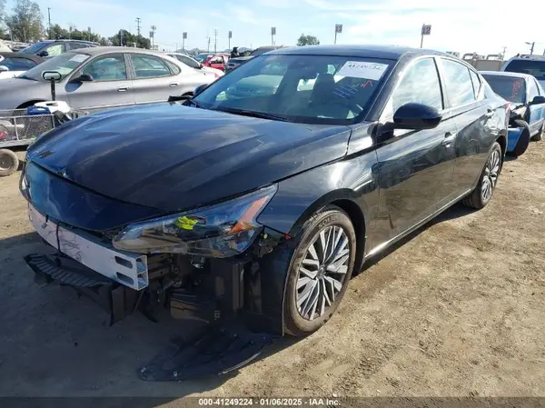 1N4BL4DV5RN436264 2024 NISSAN ALTIMA - Image 2