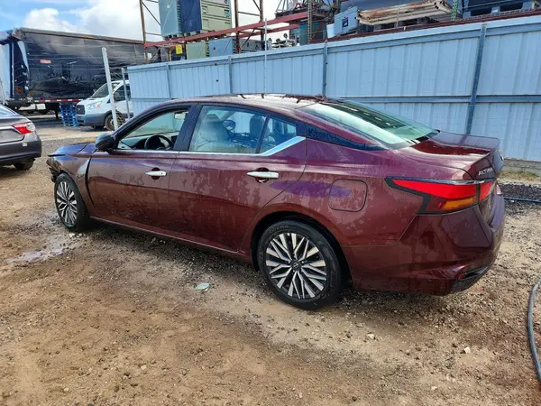 1N4BL4DV5SN300433 2025 NISSAN ALTIMA - Image 2