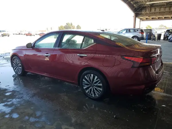 1N4BL4DV5SN300495 2025 NISSAN ALTIMA - Image 2