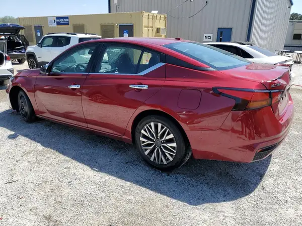 1N4BL4DV5SN304143 2025 NISSAN ALTIMA - Image 2