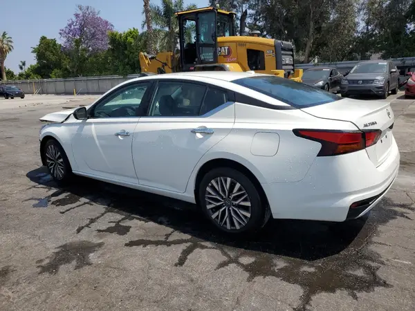 1N4BL4DV5SN319127 2025 NISSAN ALTIMA - Image 2