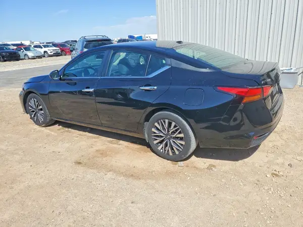1N4BL4DV5SN321931 2025 NISSAN ALTIMA - Image 2