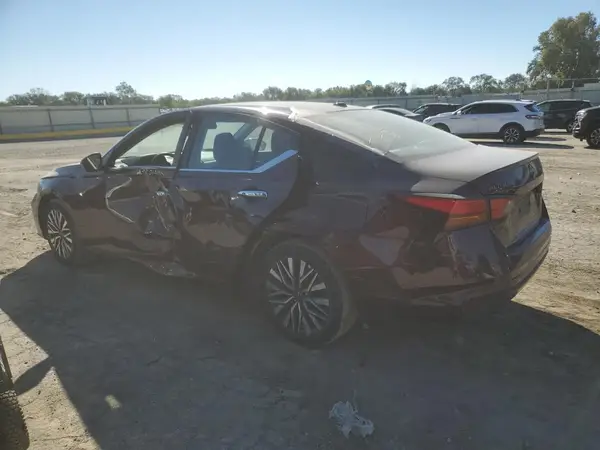 1N4BL4DV5SN334954 2025 NISSAN ALTIMA - Image 2