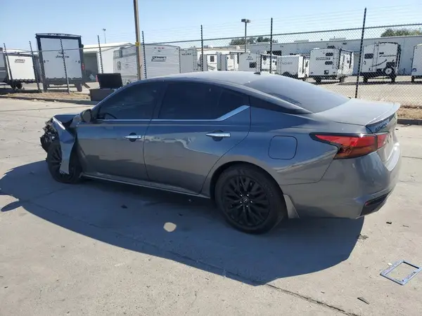1N4BL4DV5SN347526 2025 NISSAN ALTIMA - Image 2