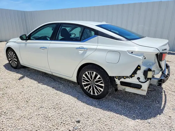 1N4BL4DV5SN364083 2025 NISSAN ALTIMA - Image 2
