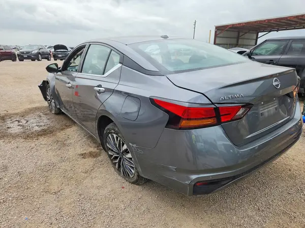 1N4BL4DV5SN364861 2025 NISSAN ALTIMA - Image 2