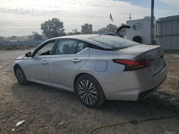 1N4BL4DV5SN371843 2025 NISSAN ALTIMA - Image 2