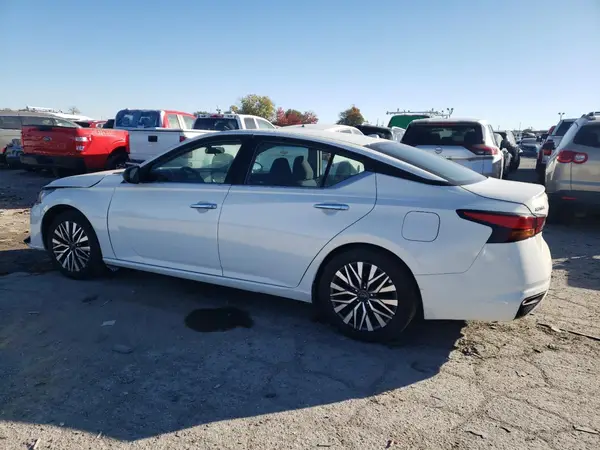 1N4BL4DV5SN376282 2025 NISSAN ALTIMA - Image 2