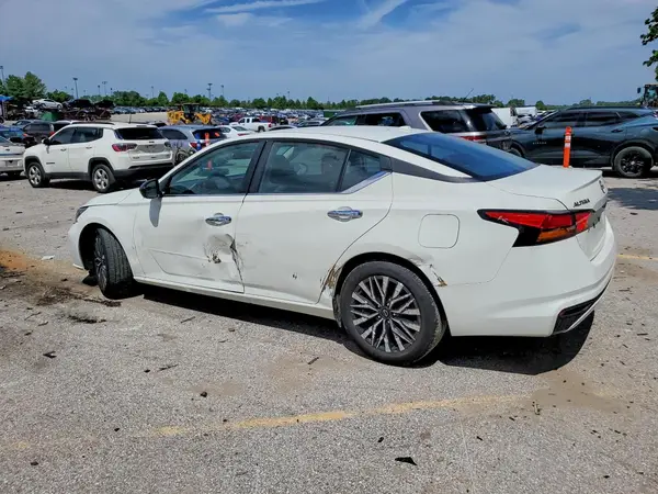 1N4BL4DV5SN377738 2025 NISSAN ALTIMA - Image 2