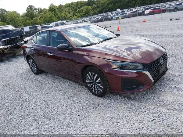 1N4BL4DV5SN377982 2025 NISSAN ALTIMA - Image 1