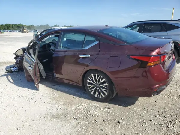 1N4BL4DV5SN378016 2025 NISSAN ALTIMA - Image 2