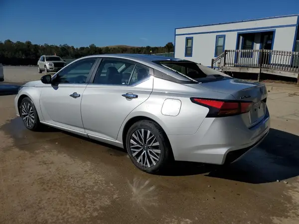1N4BL4DV5SN386861 2025 NISSAN ALTIMA - Image 2