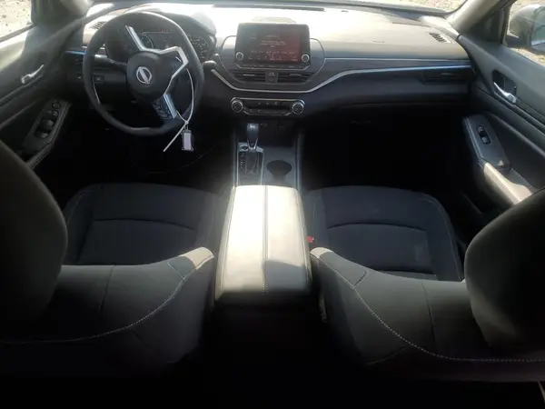 1N4BL4DV5SN388898 2025 NISSAN ALTIMA - Image 8