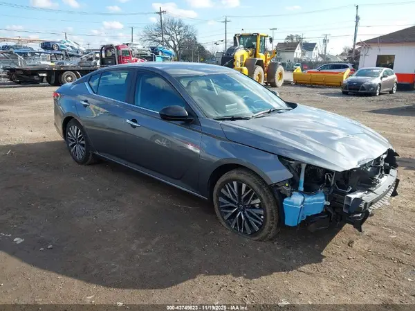 1N4BL4DV5SN389226 2025 NISSAN ALTIMA - Image 1