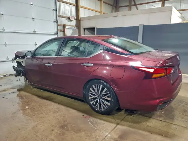 1N4BL4DV5SN390098 2025 NISSAN ALTIMA - Image 2