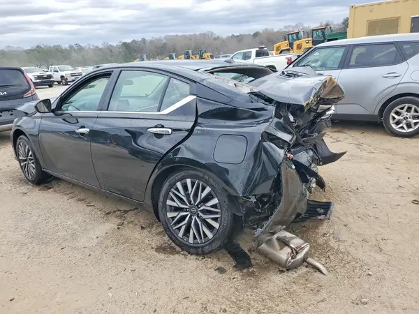1N4BL4DV5SN391400 2025 NISSAN ALTIMA - Image 2