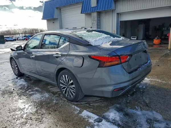 1N4BL4DV5SN395835 2025 NISSAN ALTIMA - Image 2