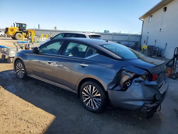 1N4BL4DV5SN396032 2025 NISSAN ALTIMA - Image 2