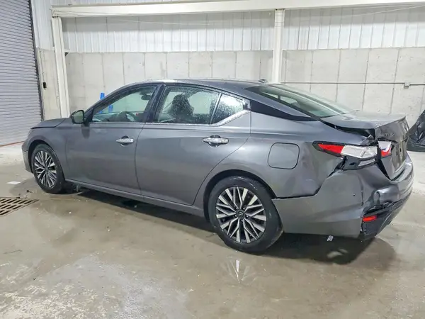 1N4BL4DV5SN396760 2025 NISSAN ALTIMA - Image 2