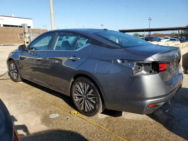1N4BL4DV5SN396791 2025 NISSAN ALTIMA - Image 2
