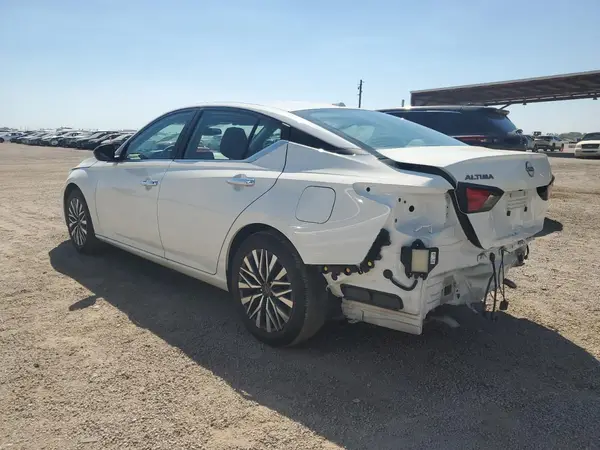 1N4BL4DV5SN399285 2025 NISSAN ALTIMA - Image 2