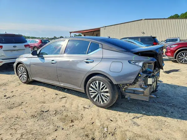 1N4BL4DV5SN421205 2025 NISSAN ALTIMA - Image 2