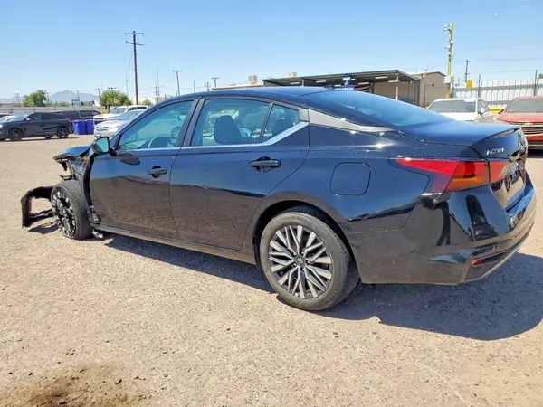 1N4BL4DV5TN320568 2026 NISSAN ALTIMA - Image 2