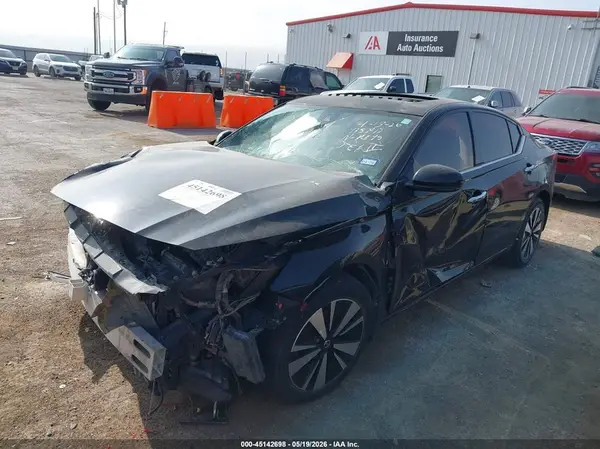 1N4BL4DV6KC100415 2019 NISSAN ALTIMA - Image 2