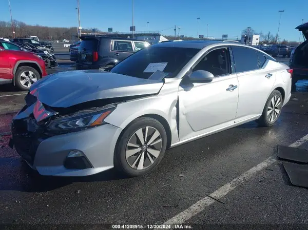1N4BL4DV6KC109485 2019 NISSAN ALTIMA - Image 2
