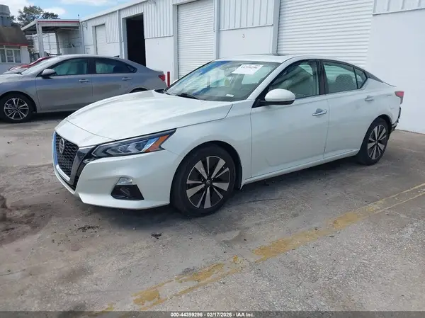 1N4BL4DV6KC116596 2019 NISSAN ALTIMA - Image 2