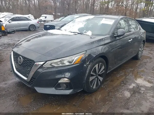 1N4BL4DV6KC180153 2019 NISSAN ALTIMA - Image 2