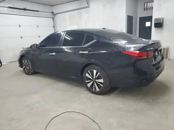 1N4BL4DV6MN310293 2021 NISSAN ALTIMA - Image 2