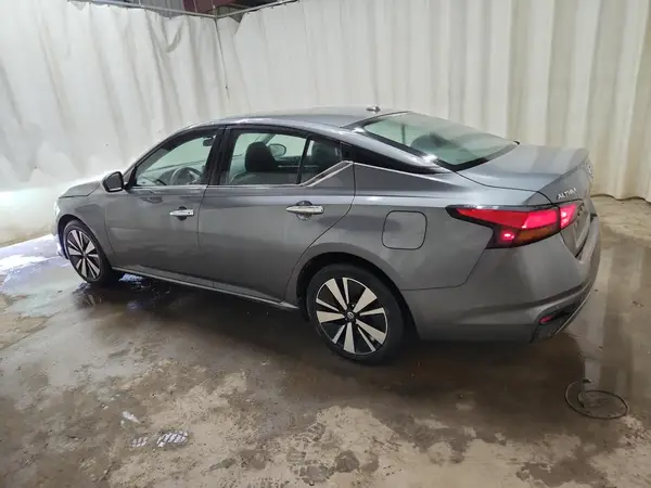 1N4BL4DV6MN324064 2021 NISSAN ALTIMA - Image 2