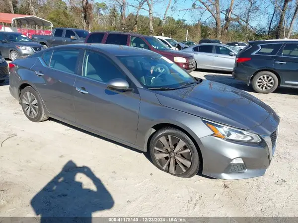 1N4BL4DV6MN324341 2021 NISSAN ALTIMA - Image 1