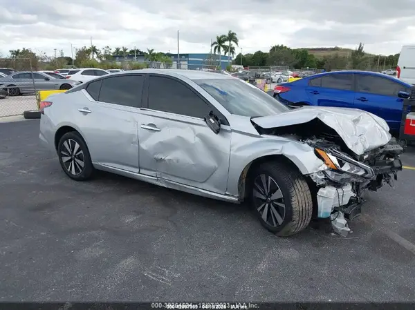 1N4BL4DV6MN325733 2021 NISSAN ALTIMA - Image 1