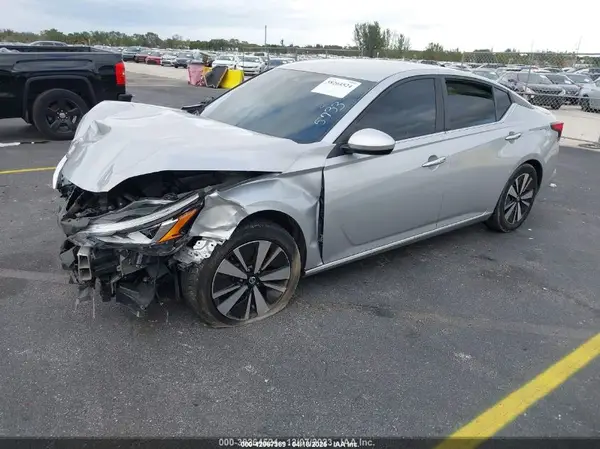 1N4BL4DV6MN325733 2021 NISSAN ALTIMA - Image 2