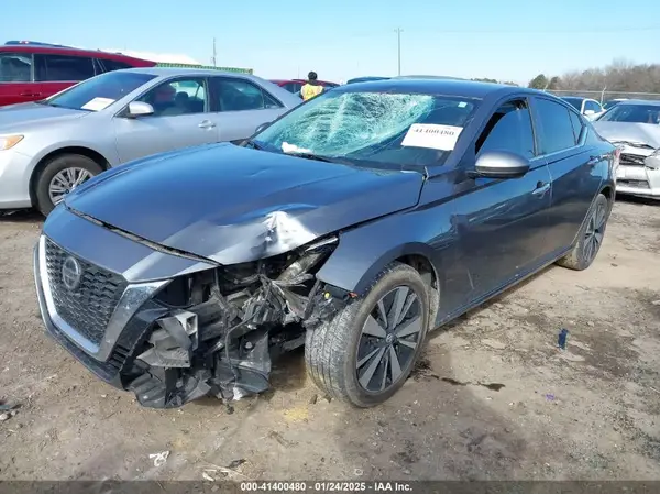 1N4BL4DV6MN329944 2021 NISSAN ALTIMA - Image 2