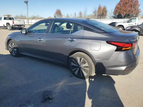 1N4BL4DV6MN335615 2021 NISSAN ALTIMA - Image 2