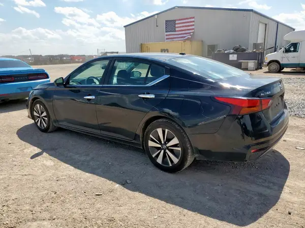 1N4BL4DV6MN338739 2021 NISSAN ALTIMA - Image 2