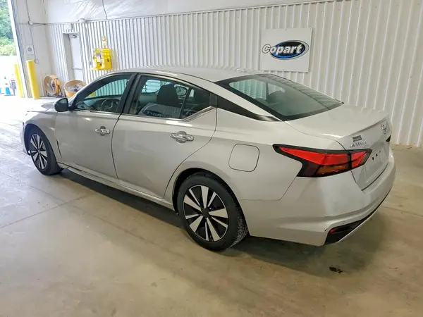 1N4BL4DV6MN343360 2021 NISSAN ALTIMA - Image 2