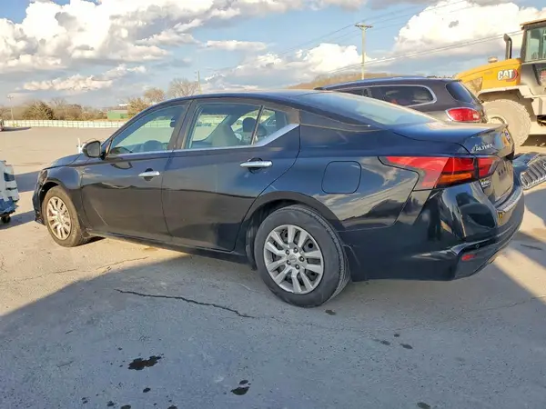 1N4BL4DV6MN352012 2021 NISSAN ALTIMA - Image 2