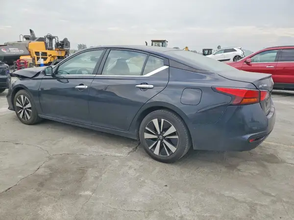 1N4BL4DV6MN357937 2021 NISSAN ALTIMA - Image 2
