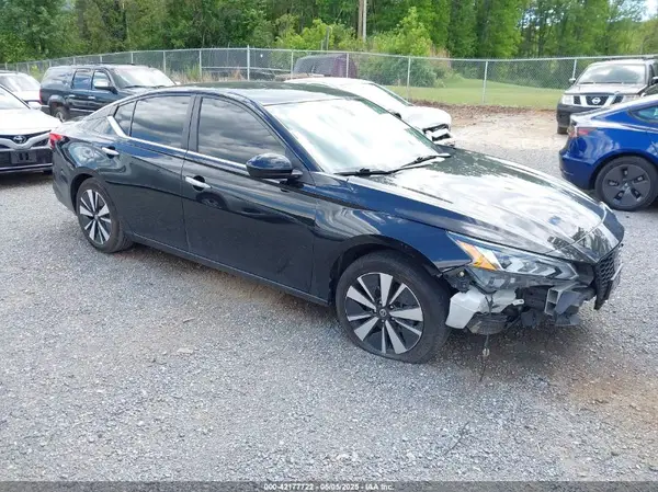 1N4BL4DV6MN411057 2021 NISSAN ALTIMA - Image 1