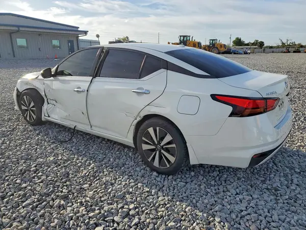 1N4BL4DV6MN415593 2021 NISSAN ALTIMA - Image 2