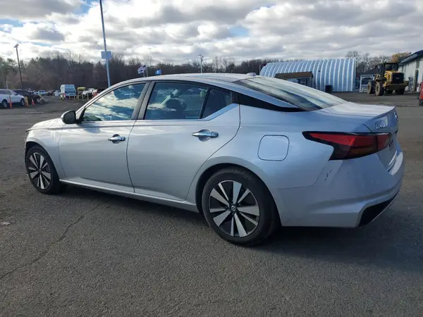 1N4BL4DV6MN416713 2021 NISSAN ALTIMA - Image 2