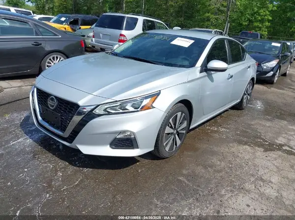 1N4BL4DV6MN417098 2021 NISSAN ALTIMA - Image 2