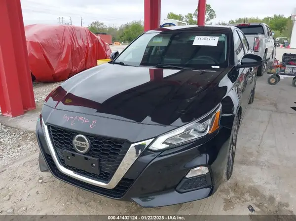 1N4BL4DV6MN418722 2021 NISSAN ALTIMA - Image 2
